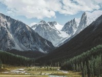 微密圈像做复盘：先对齐推断走远了吗，再把因果词换中性（读完更清楚）